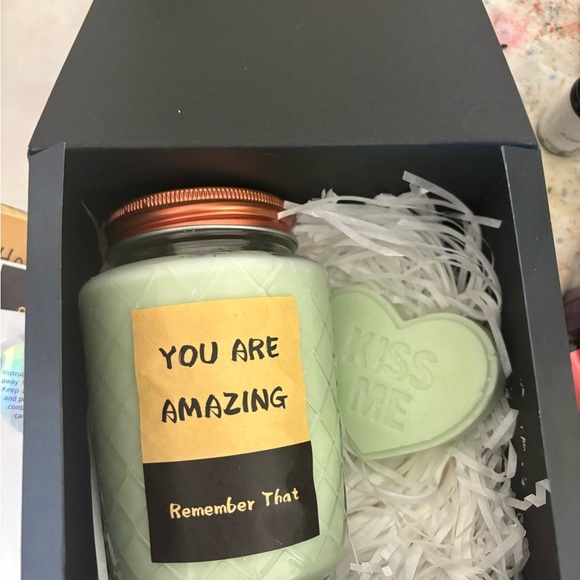 SinClair’s Collection- We sale candles, make soap with all natural ingredients. - Picture 13 of 13